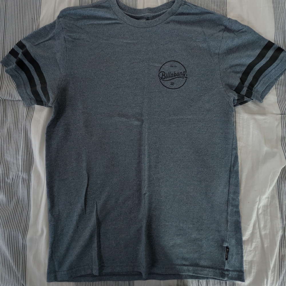 Billabong Men's Tee with Black Stripes